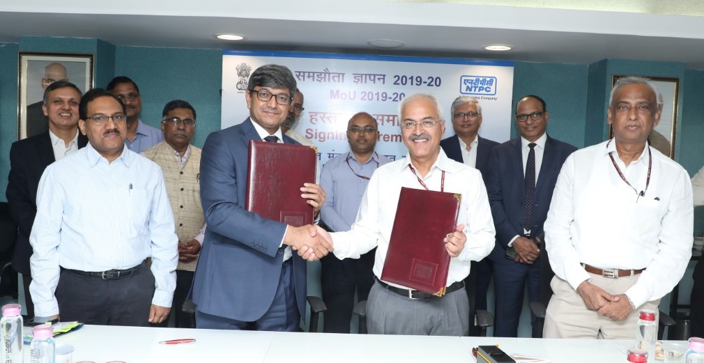 ntpc-signs-mou-with-ministry-of-power-to-strengthen-operations