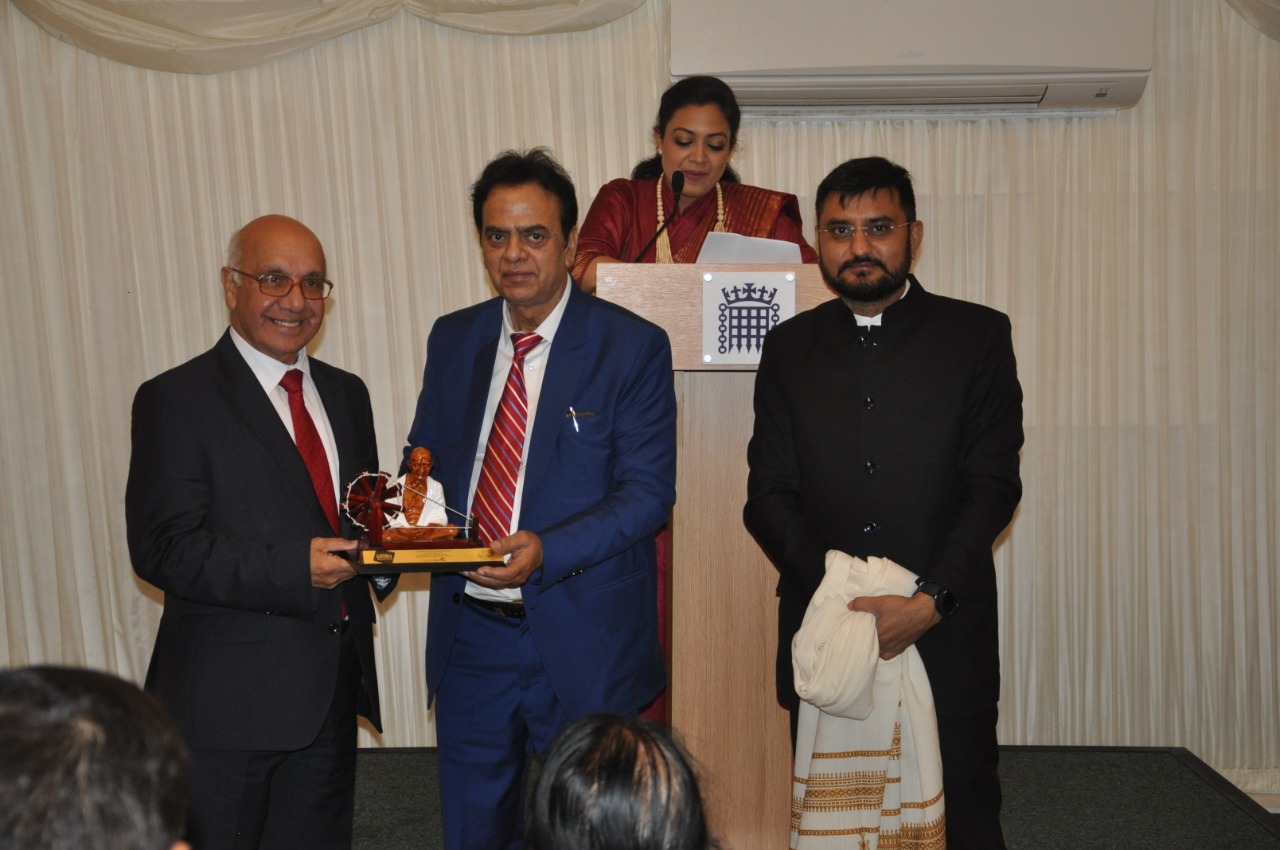 aesl-managing-director-j-c-chaudhry-conferred-with-global-gandhi-award-2019-at-house-of-commons-in-london