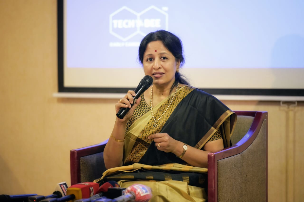 hcls-techbee-program-offers-early-career-opportunities-to-12th-pass-out-students-in-kerala