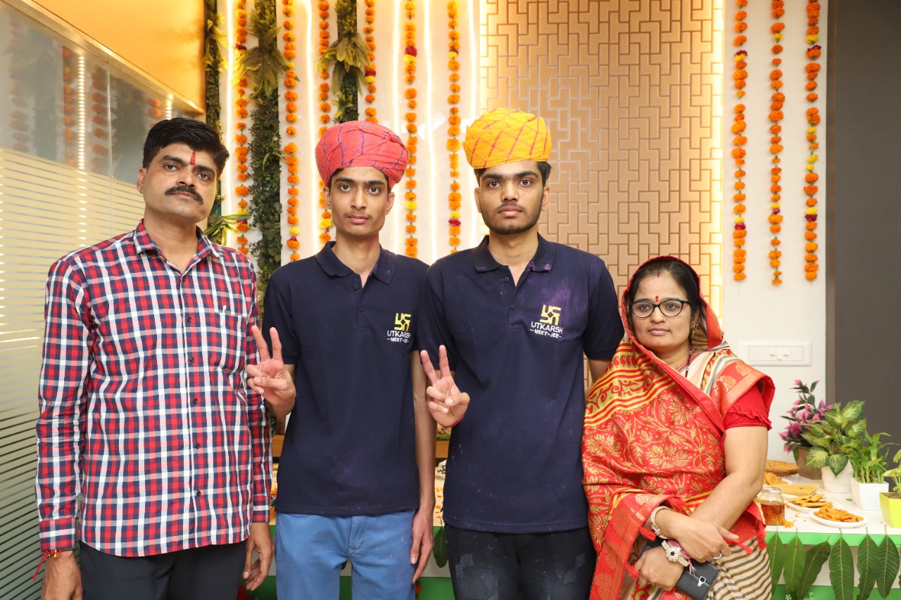jodhpurs-brothers-studying-at-utkarsh-classes-crack-neet-could-bag-seat-at-aiims-delhi