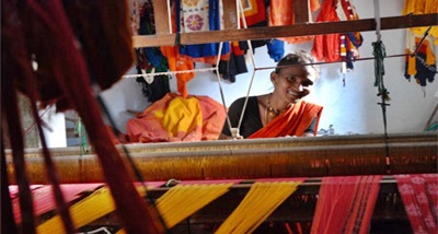 over-six-lakh-handloom-workers-enrolled-under-mahatma-gandhi-bunkar-bima-yojana-since-2016-17