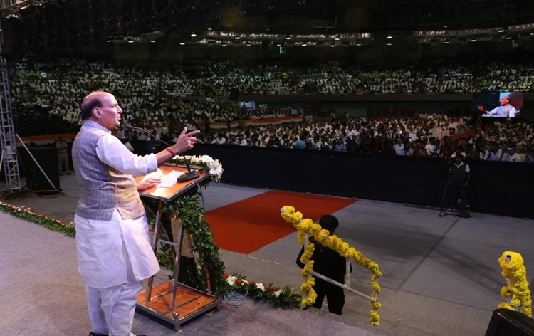 Rajnath Singh warns Pakistan of disintegration if it continues promoting terrorism decoding=