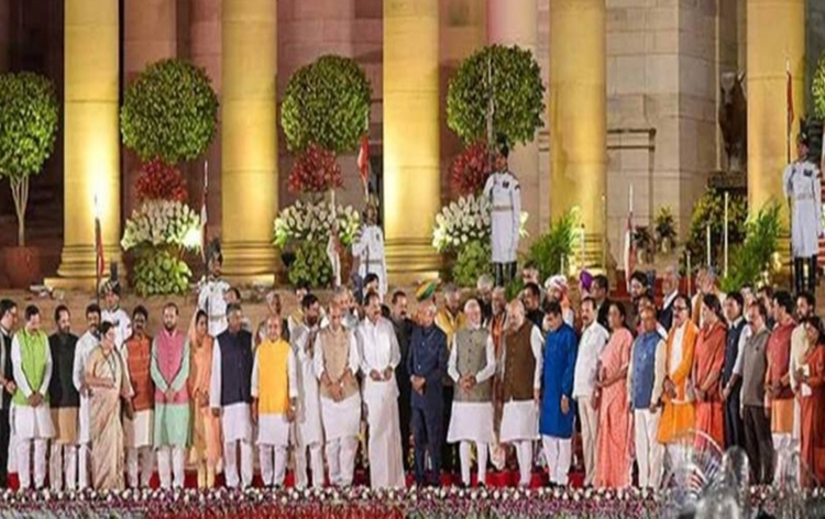 three-of-38-union-ministers-to-visit-jk-arrive-srinagar-following-a-diversion-from-jammu-due-to-bad-weather