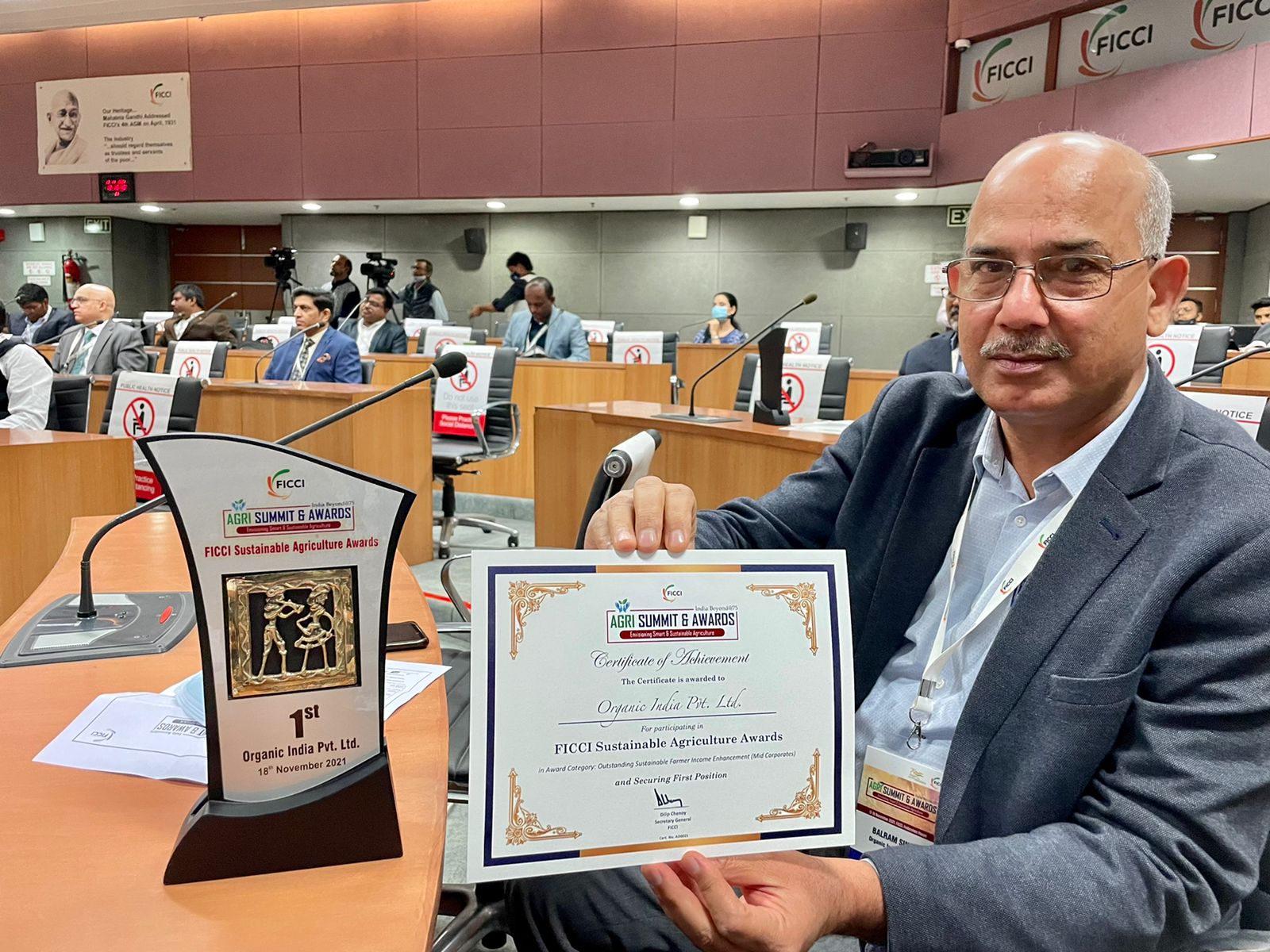 organic-india-wins-outstanding-sustainable-farmer-income-enhancement-mid-corporates-award-at-agri-summit-awards-instituted-by-ficci