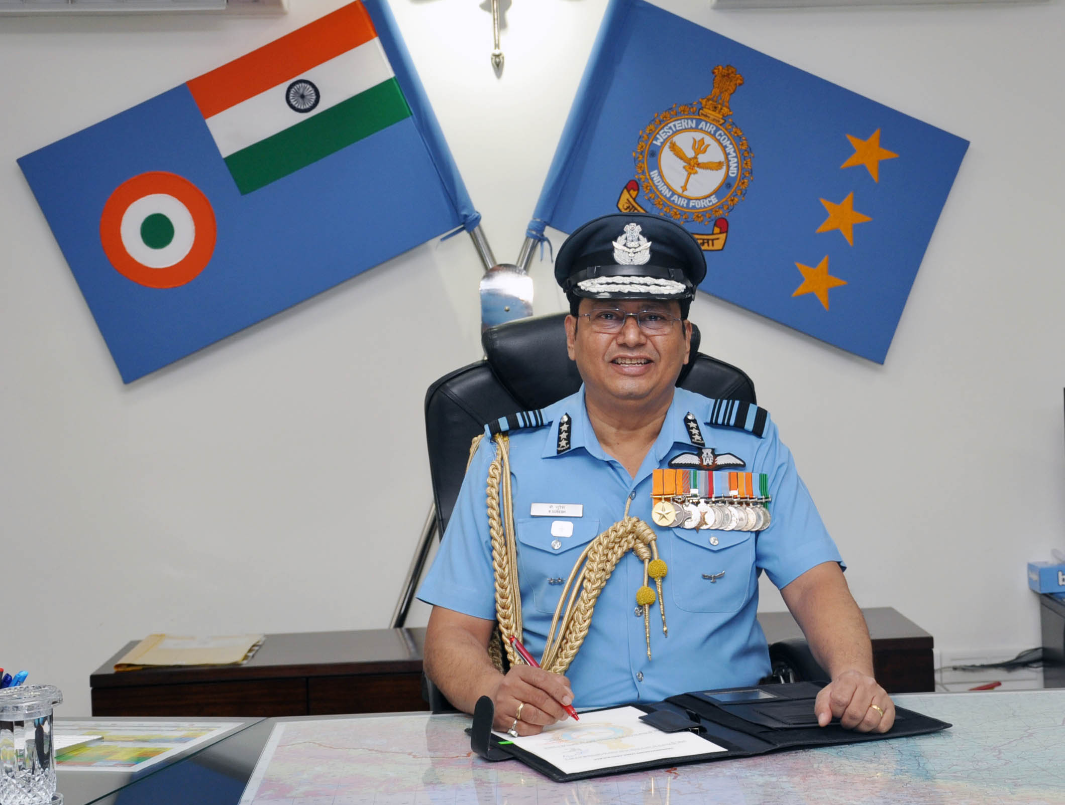 air-marshal-b-suresh-assumes-the-command-of-western-air-command-as-aoc-in-c