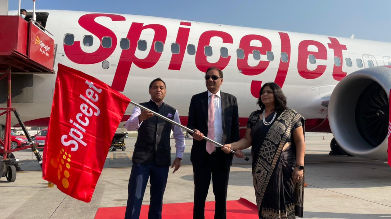 spicejets-boeing-737-max-takes-to-the-skies-again