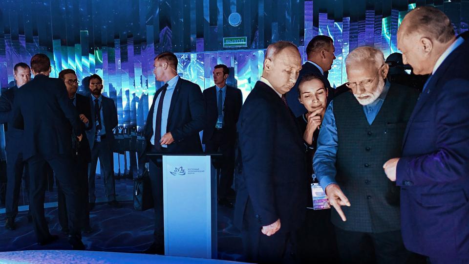 india-announces-1-billion-dollar-line-of-credit-for-the-development-of-russias-far-east