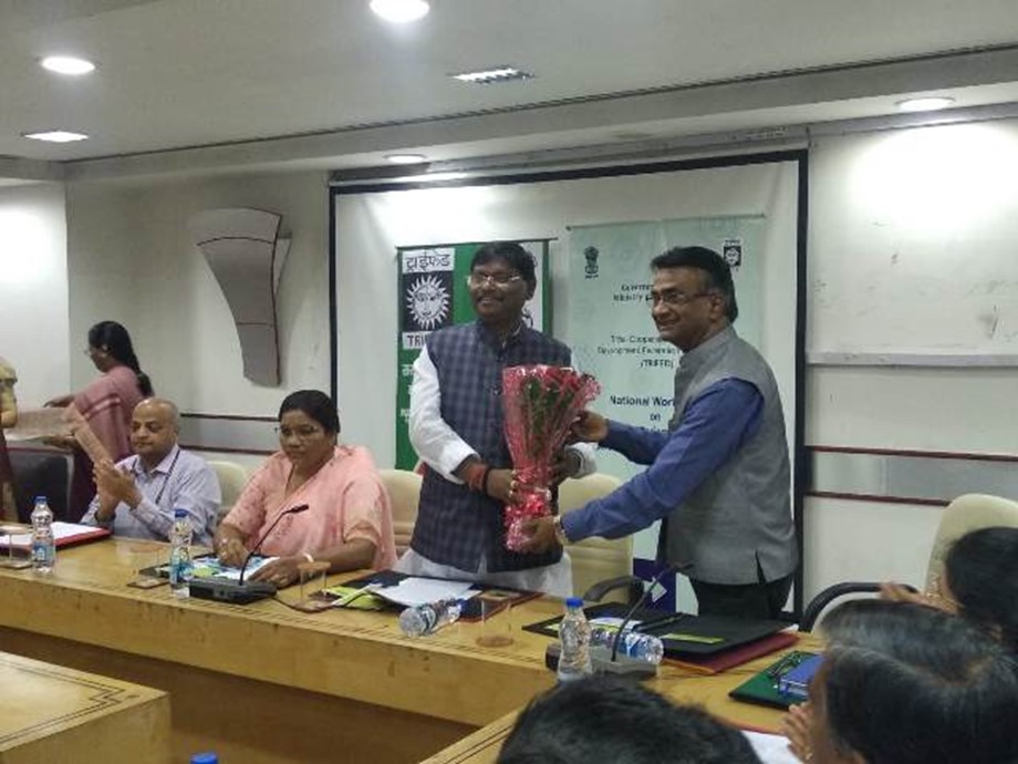 shri-arjun-munda-inaugurates-workshop-on-van-dhan-and-entrepreneurship-development