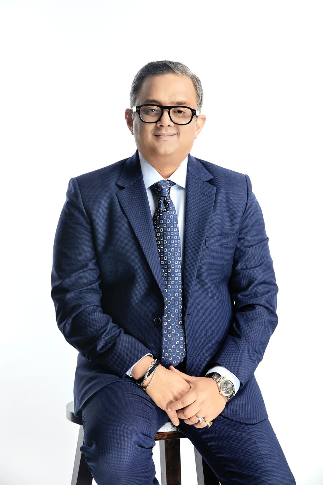 urban-axis-marks-its-presence-in-the-ncr-region-aims-to-bail-out-stuck-real-estate-projects