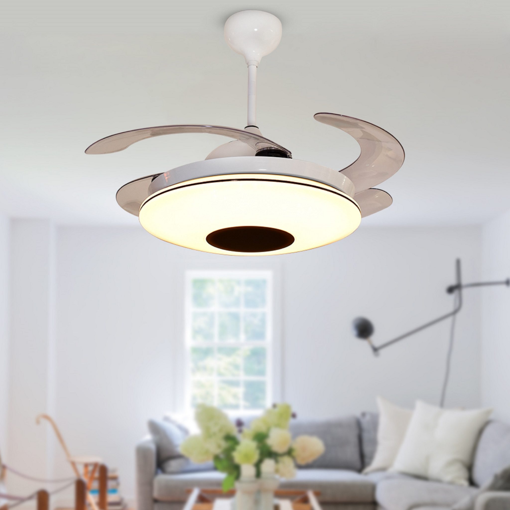 fanzart-adds-shimmer-fans-to-your-christmas-celebrations-priced-at-rs-39990