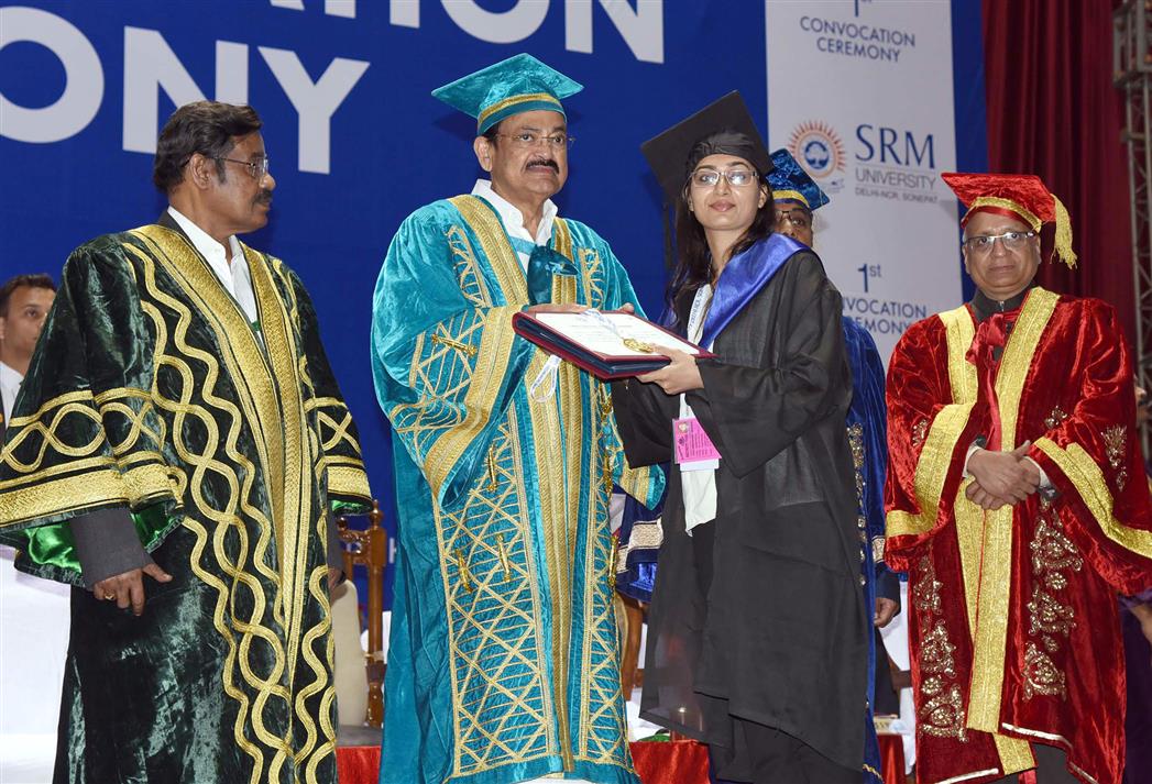 addresses-the-first-convocation-ceremony-of-srm-university-delhi-ncr
