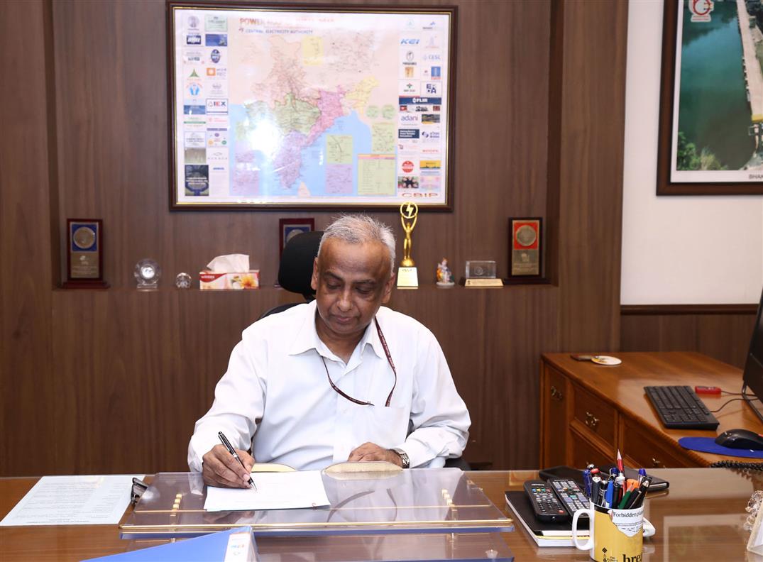 shri-sanjeev-nandan-sahai-assumes-charge-as-secretary-ministry-of-power