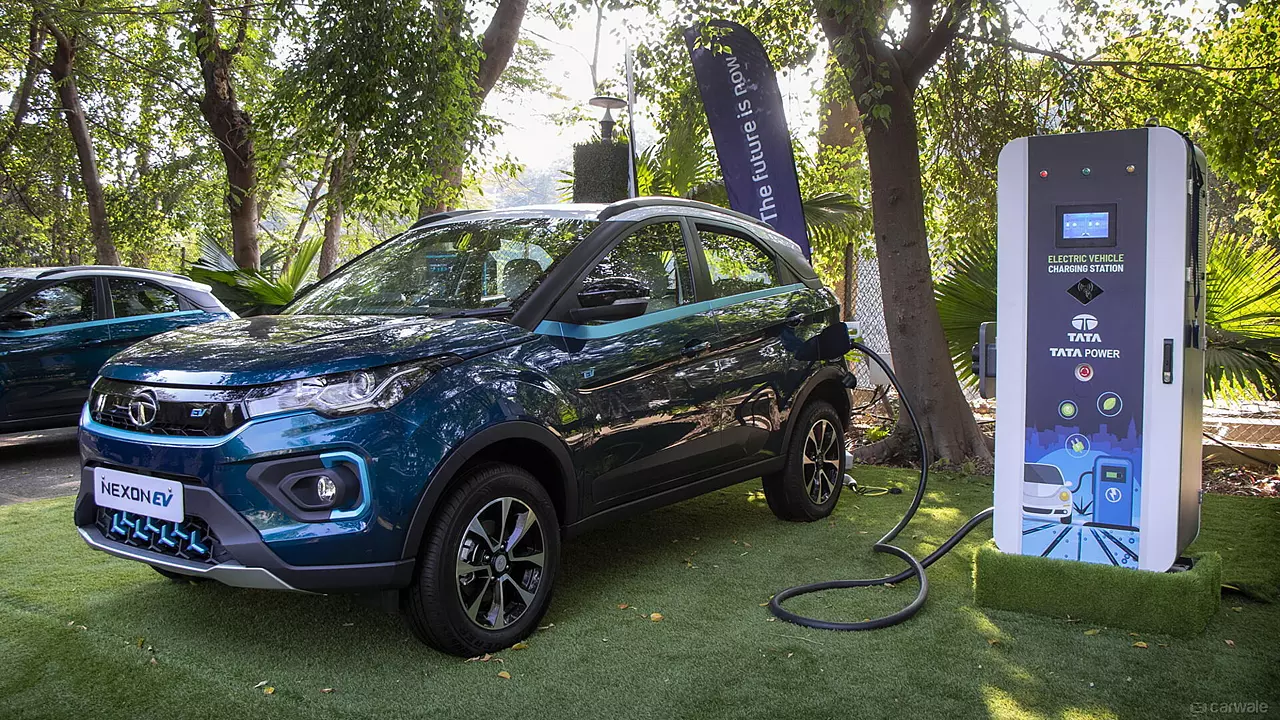 tata-power-to-set-up-ev-charging-points-across-jp-infras-residential-projects-to-accelerate-sustainable-mobility-in-mumbai