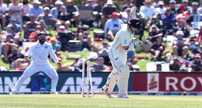 christchurch-test-shami-bumrah-give-india-7-run-lead