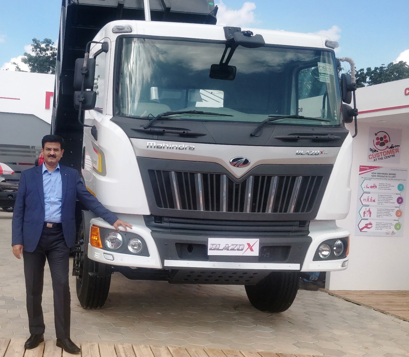 mahindra-displays-blazo-x-tippers-range-at-excon-2019