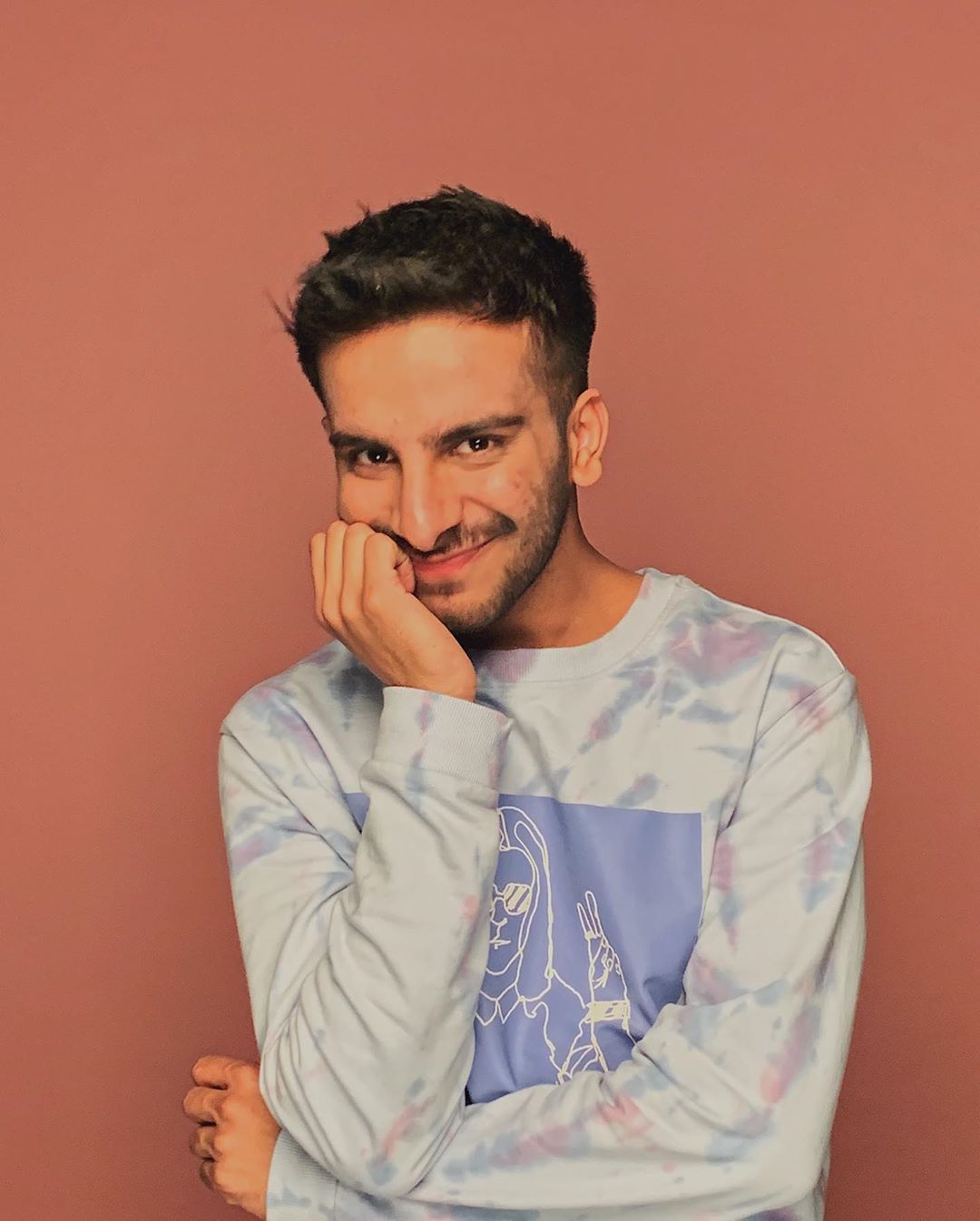 get-ready-for-a-riot-of-laughter-as-lionsgate-play-announces-its-latest-new-original-feels-like-home