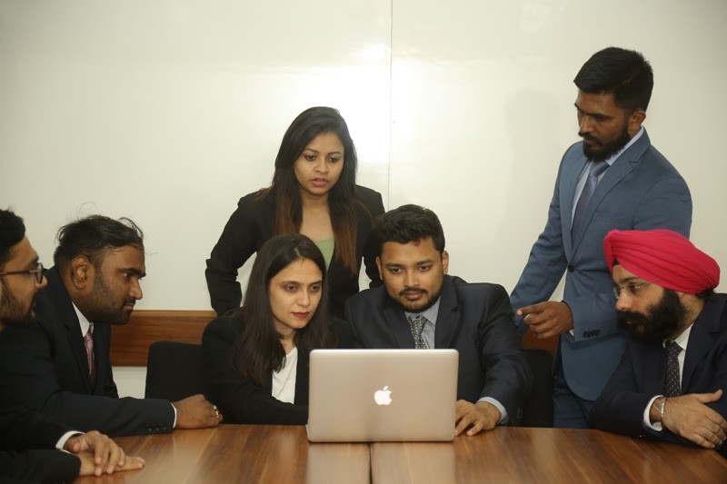 iim-udaipur-invites-applications-for-weekend-online-pg-diploma-in-business-administration-for-executives-with-minimum-3-years-of-experience