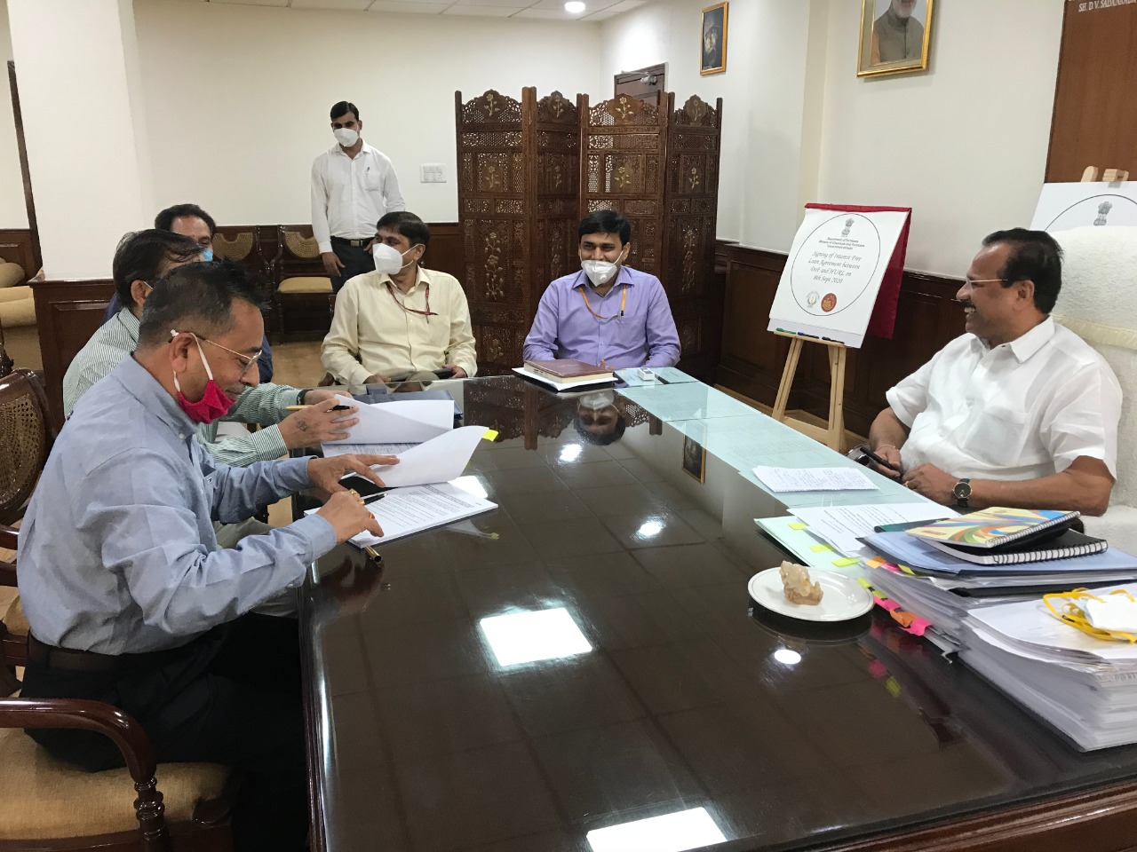 hindustan-urvarak-rasayan-limited-signs-agreement-with-dof-for-release-of-interest-free-loan