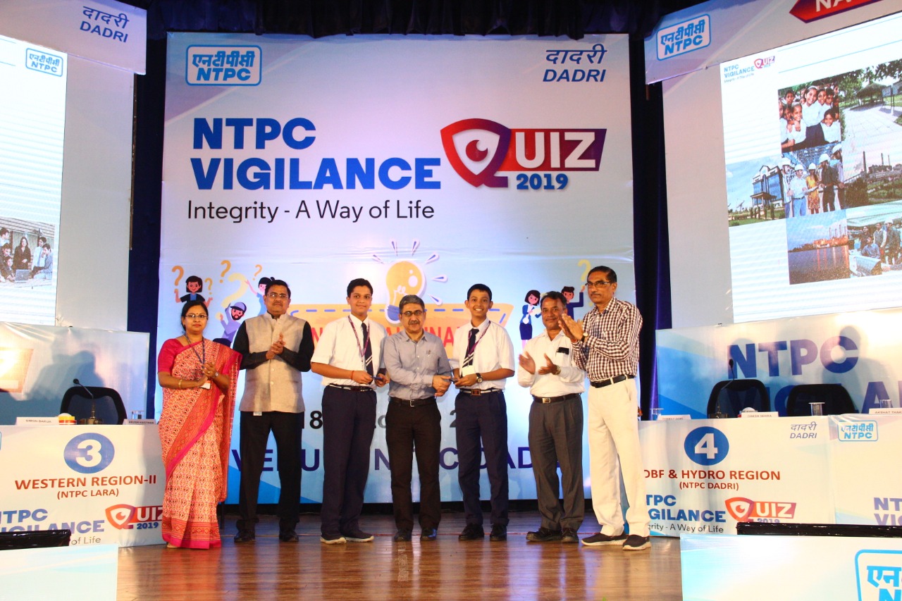 team-northern-region-from-ntpc-singrauli-triumphs-at-the-national-finale-of-ntpc-vigilance-quiz-2019