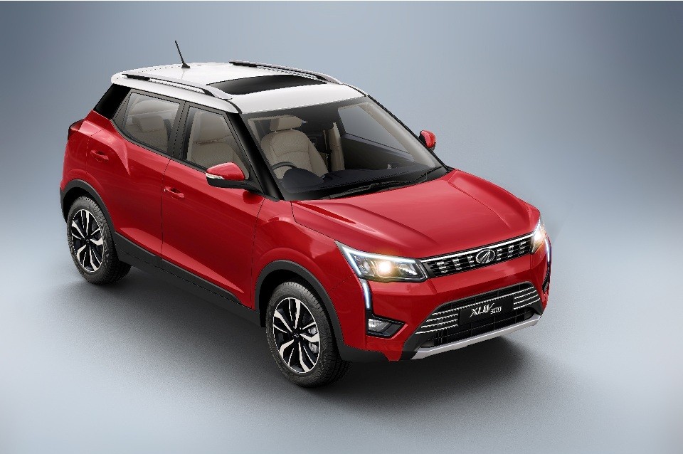 mahindra-xuv300-cruises-past-26000-bookings